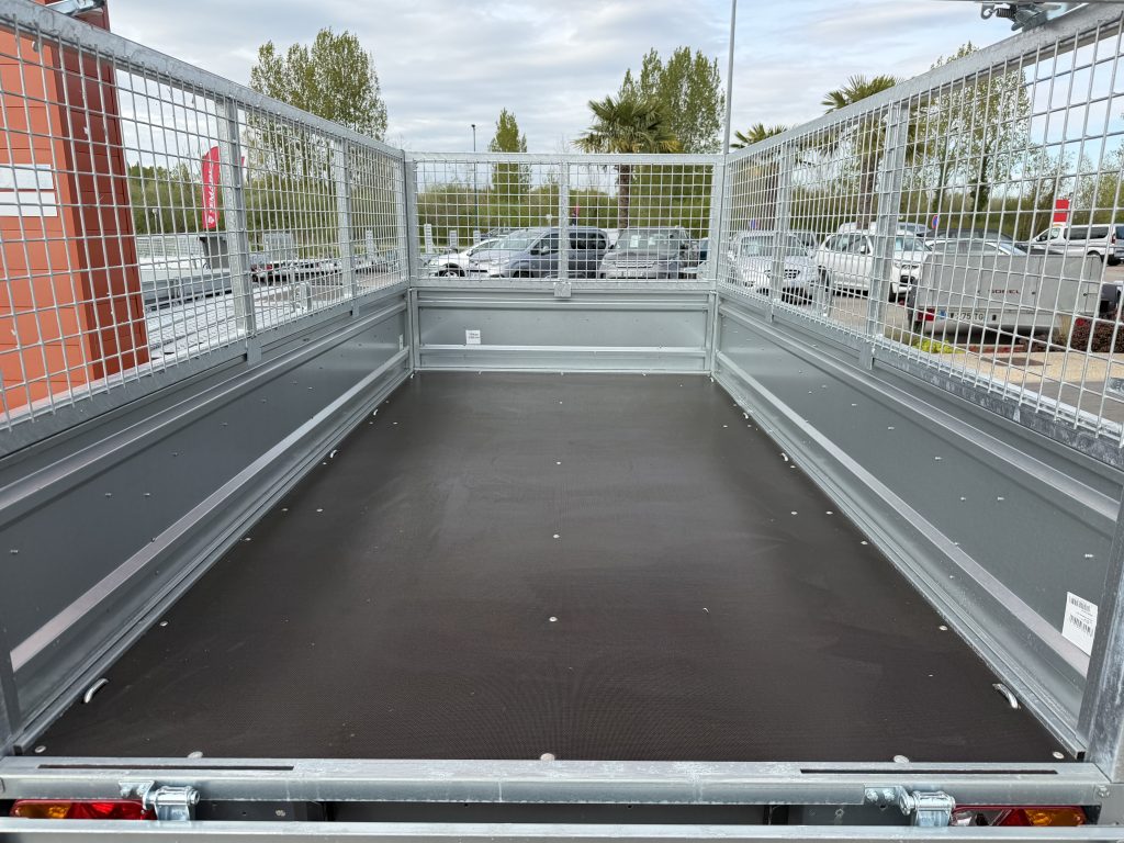 TRANSPORTER 3015/2 - 750 kg