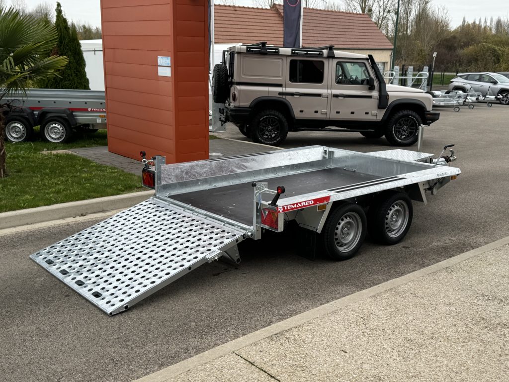 BUILDER 2615/2 - 2700 kg