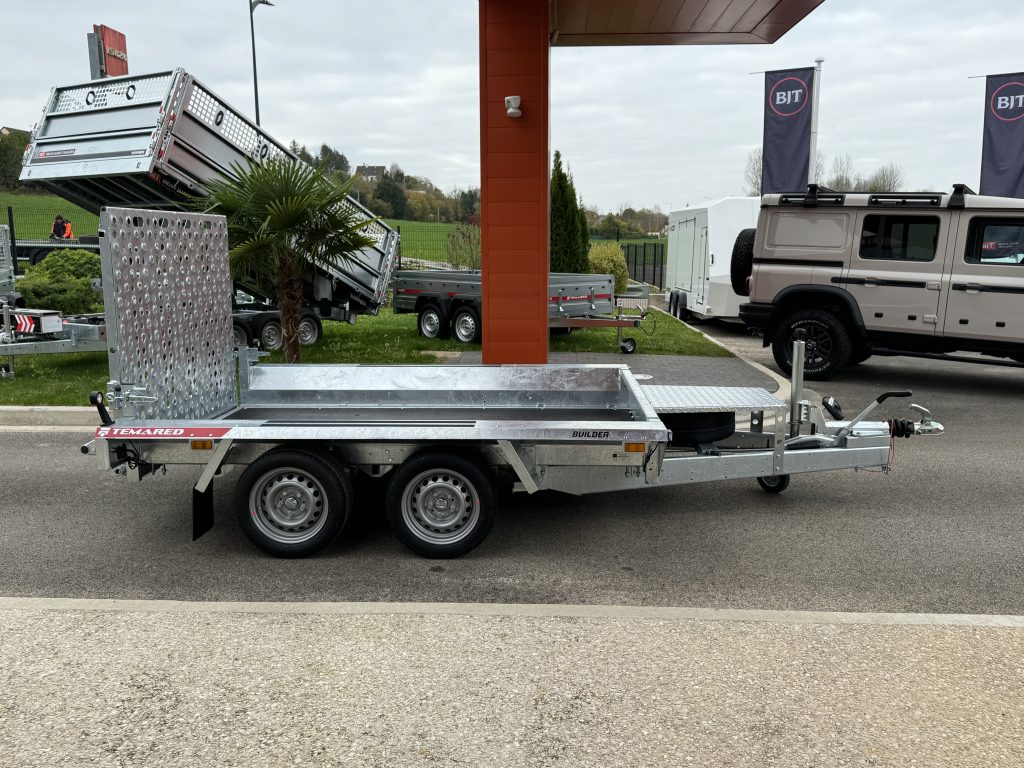 BUILDER 2615/2 - 2700 kg