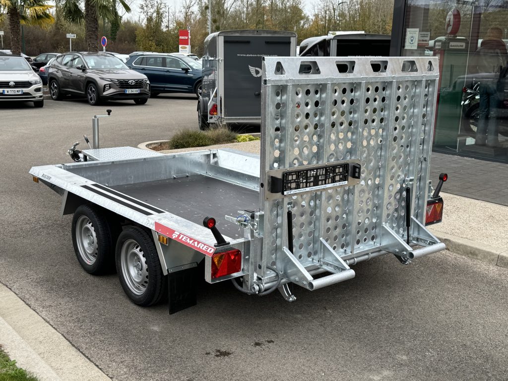 BUILDER 2615/2 - 2700 kg