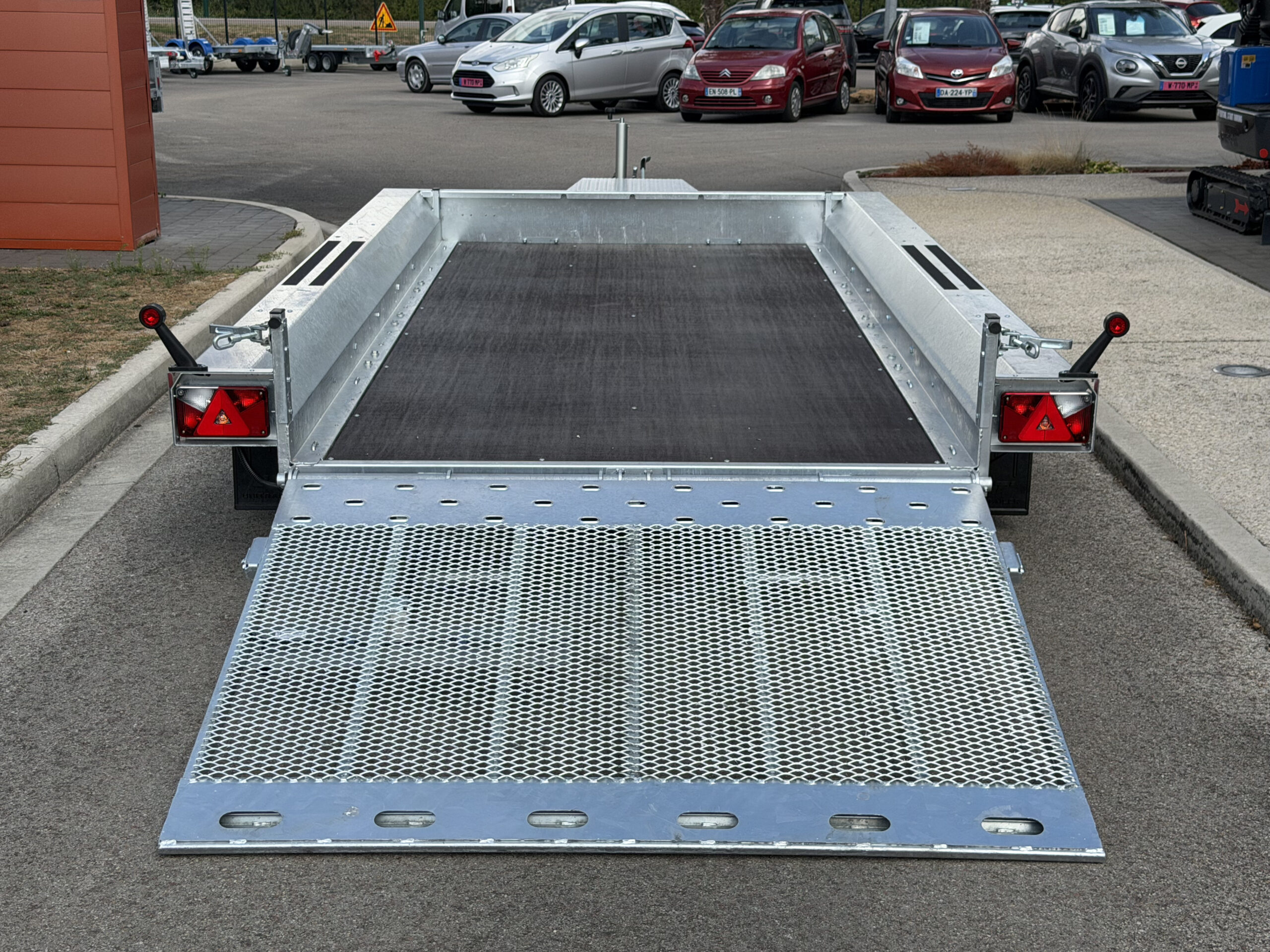 BUILDER 4018/3 - 3500 kg