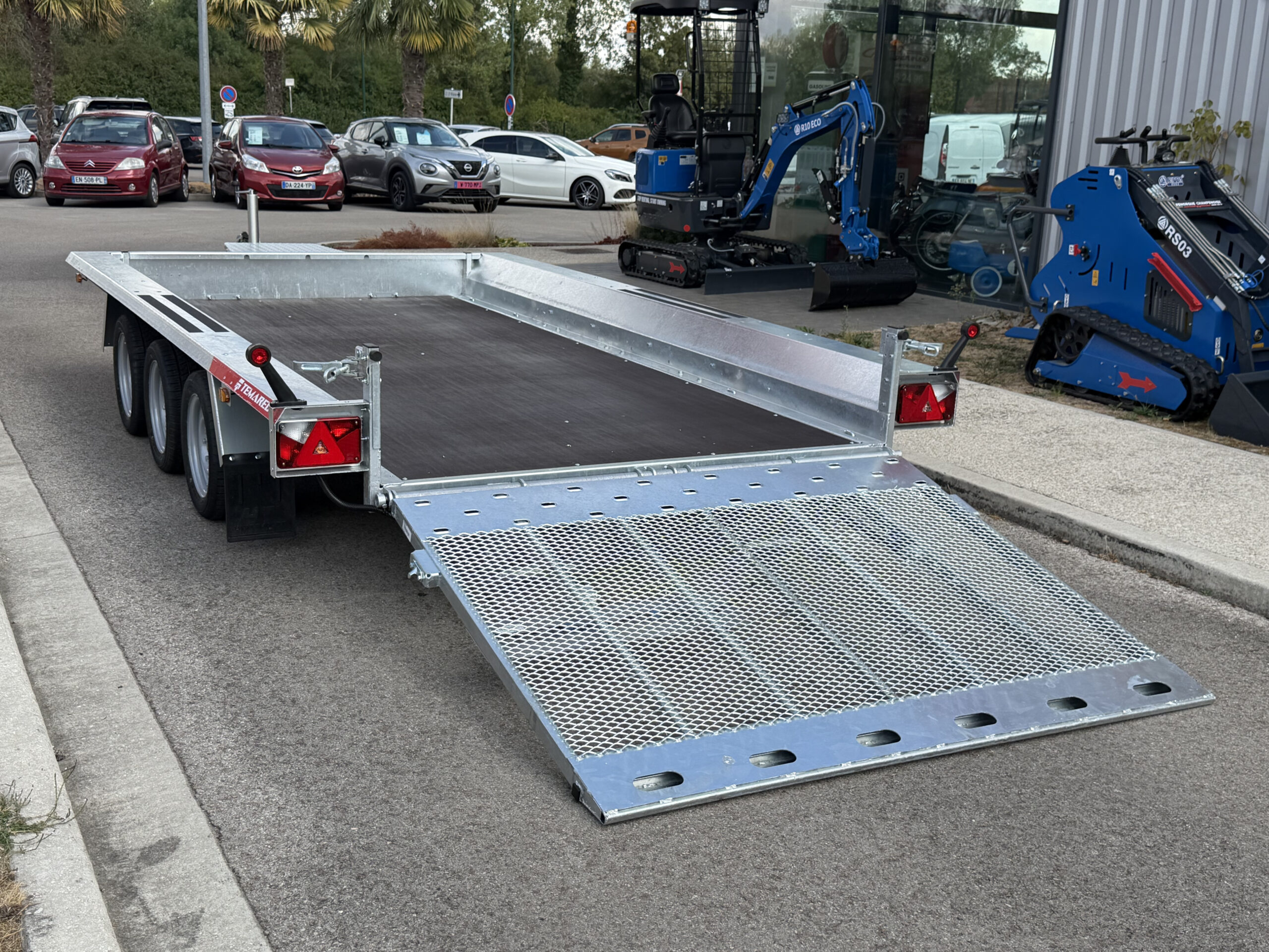 BUILDER 4018/3 - 3500 kg