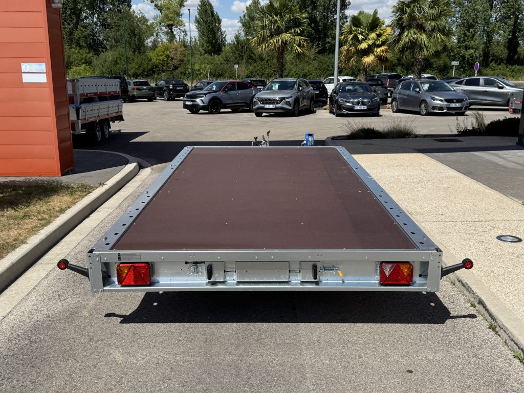 CARPLATFORM 4021/2 treuil Knott - 2700 KG