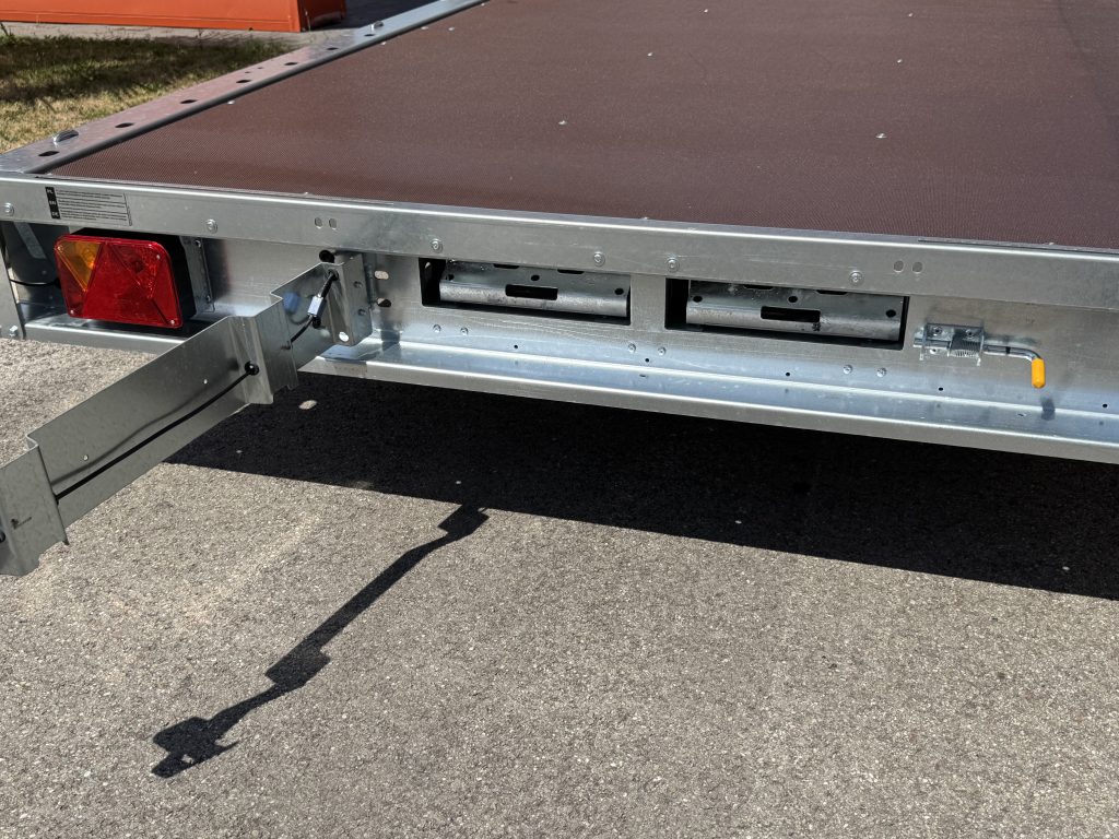 CARPLATFORM 4021/2 treuil Knott - 2700 KG