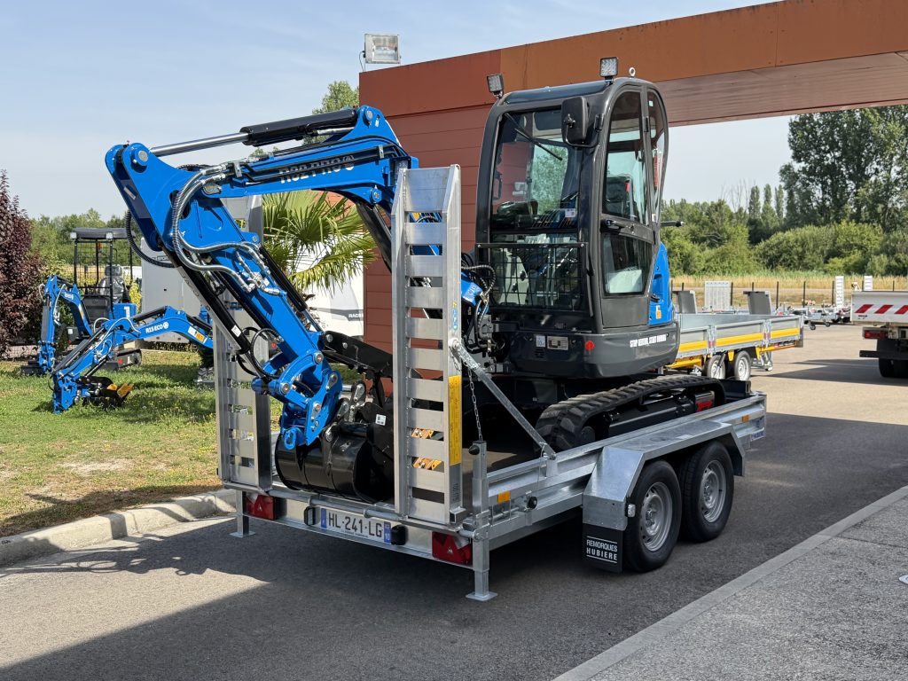 R32-Pro + Hubiere TPF 3502 Timon réglable OPTIMA