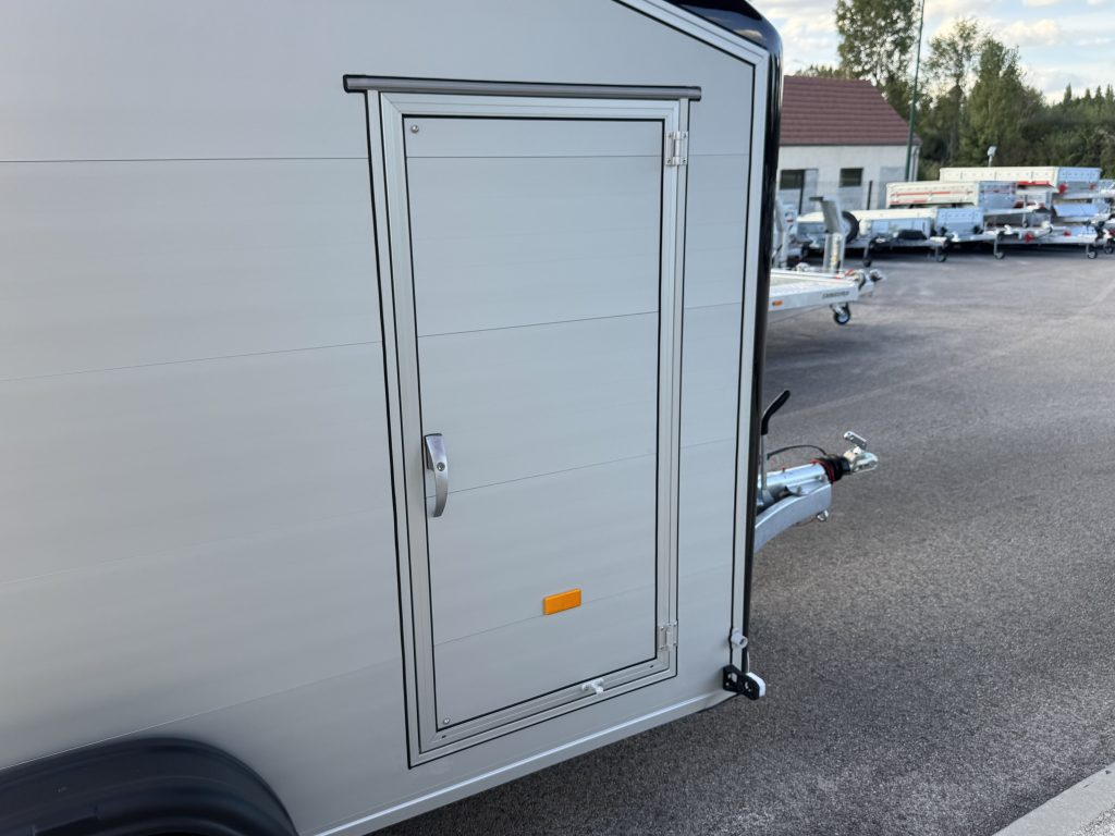 ROADSTER C700 ALUMINIUM et PORTE LATERALE - 2600 KG
