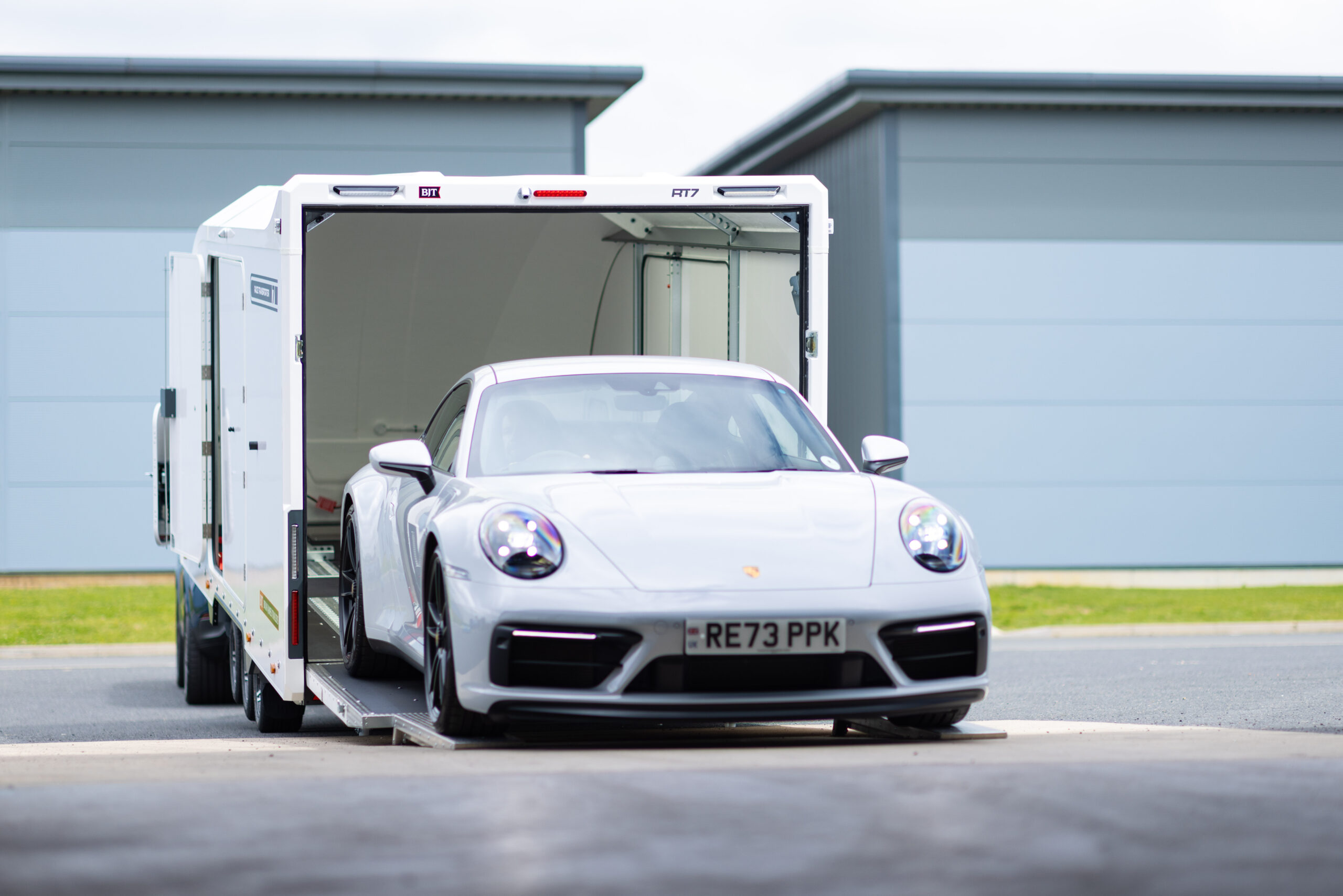 Race Transporter 7 - Porte voiture confidentiel 3500kg