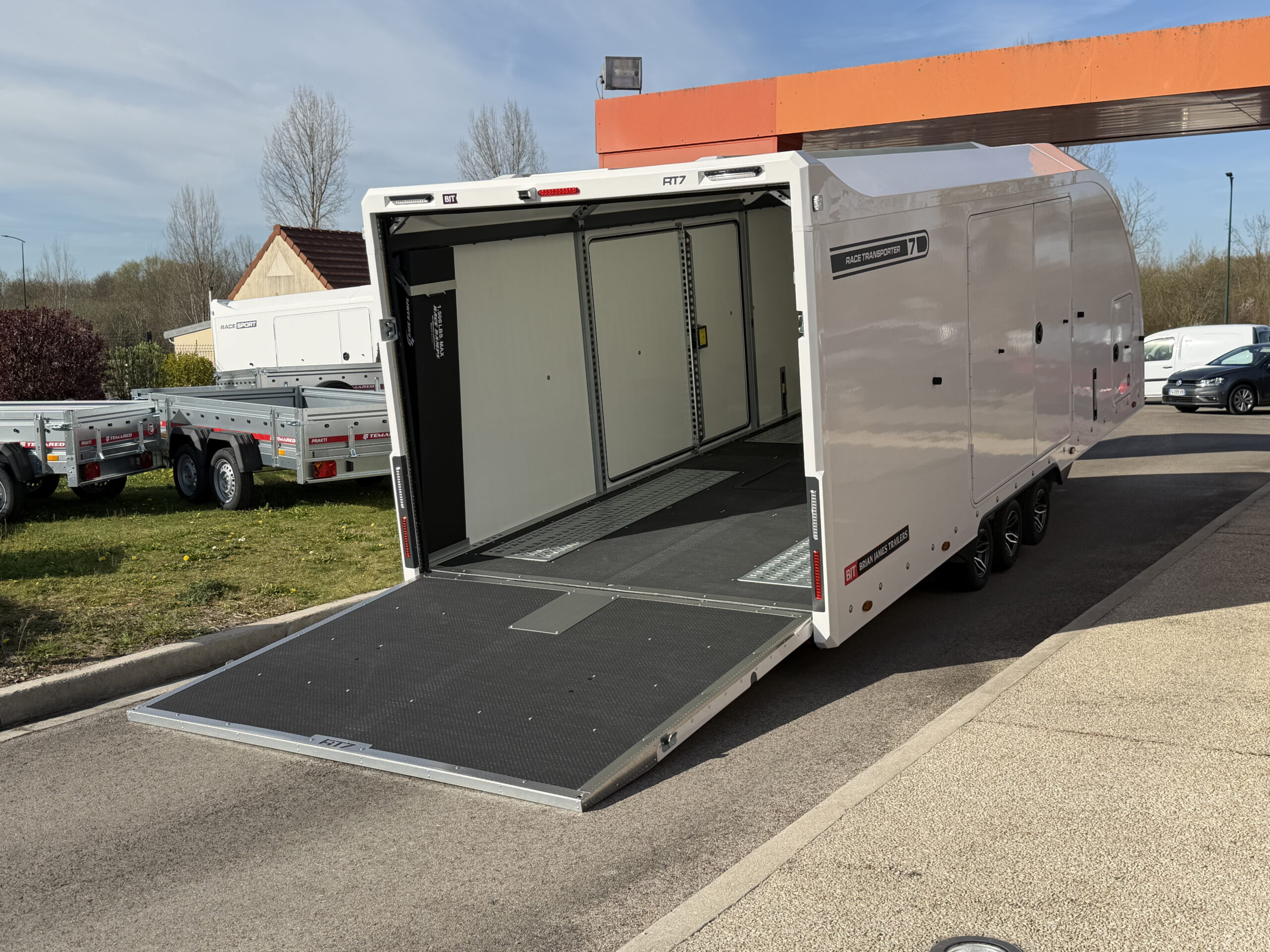 Race Transporter 7 - Porte voiture confidentiel 3500kg