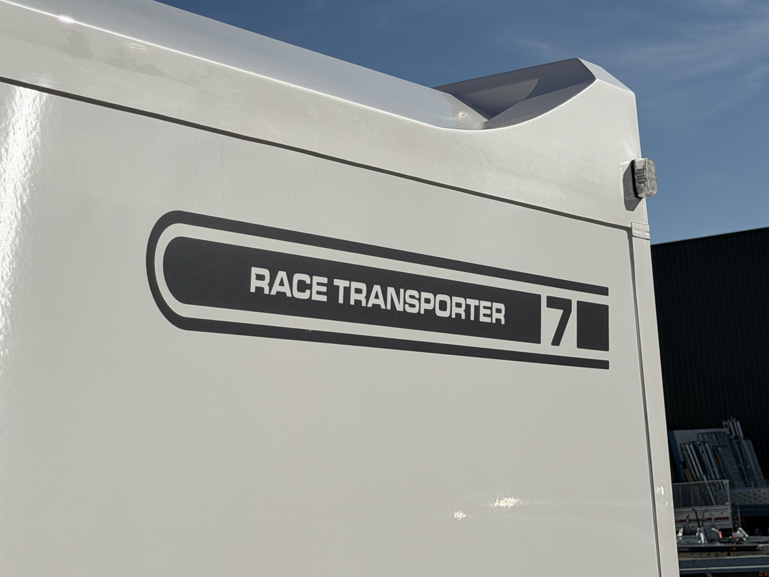 Race Transporter 7 - Porte voiture confidentiel 3500kg