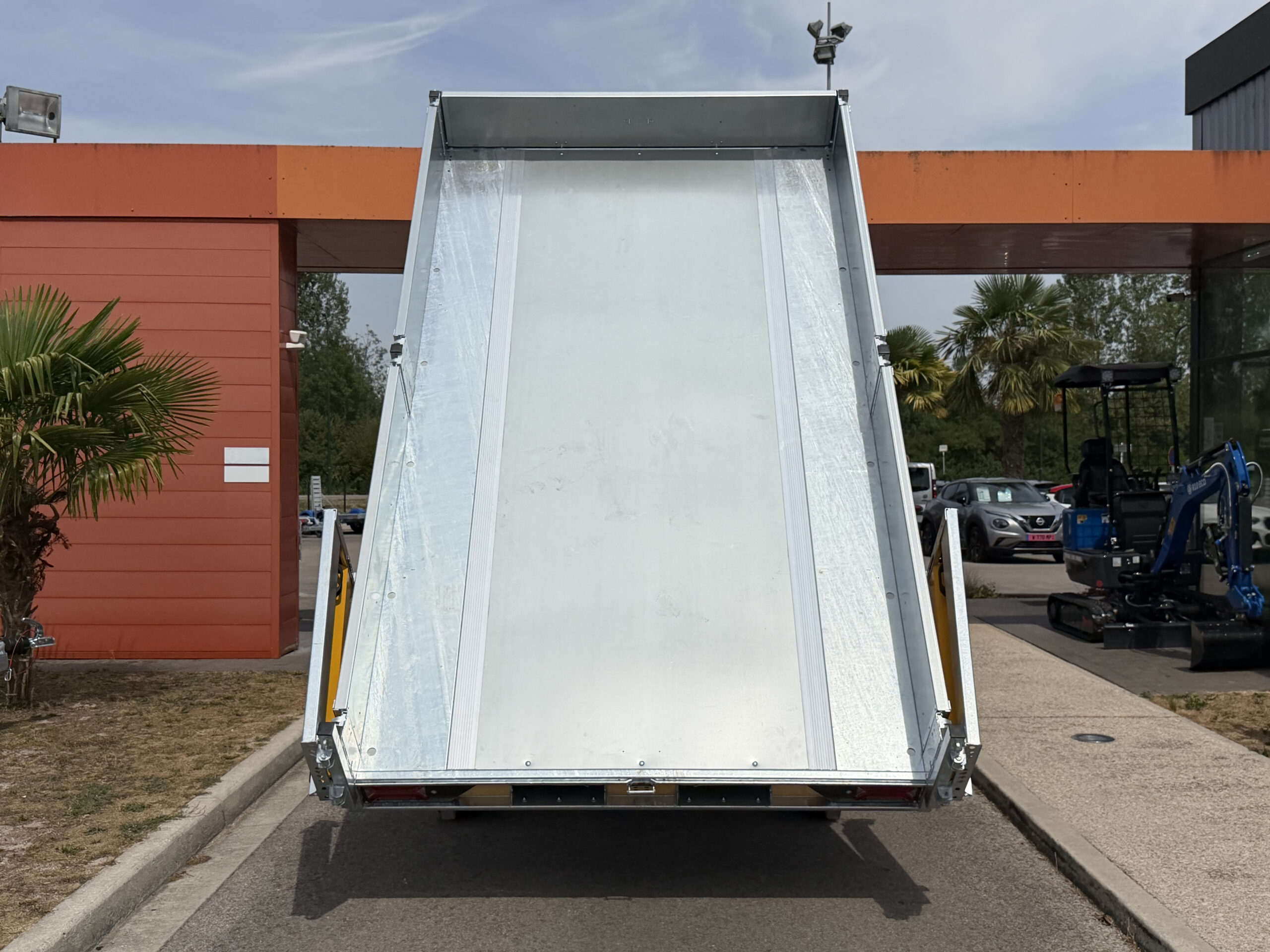 TIPPER 3620-35-2-12 / 3500 KG (2 Essieux)