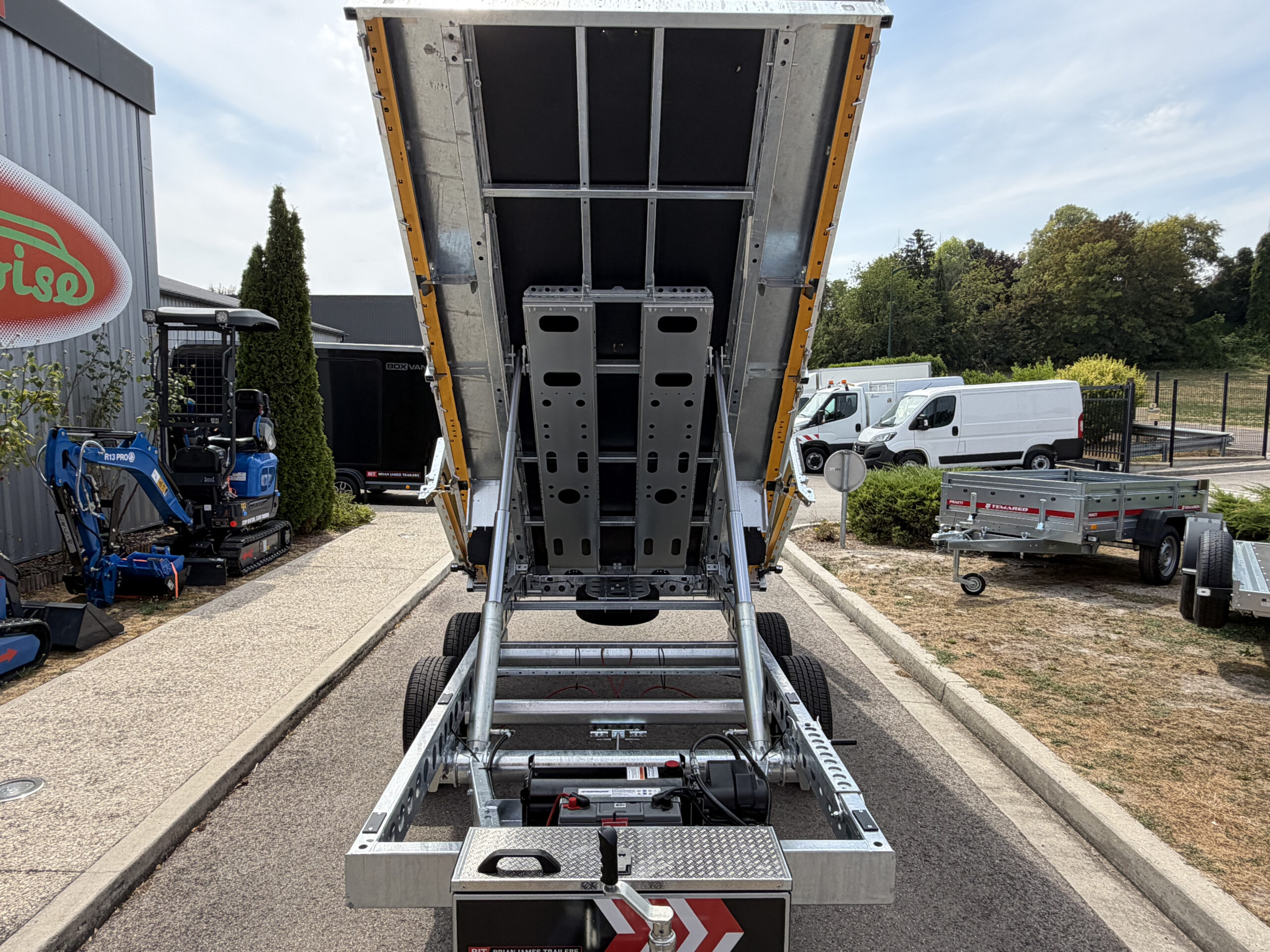 TIPPER 3620-35-2-12 / 3500 KG (2 Essieux)