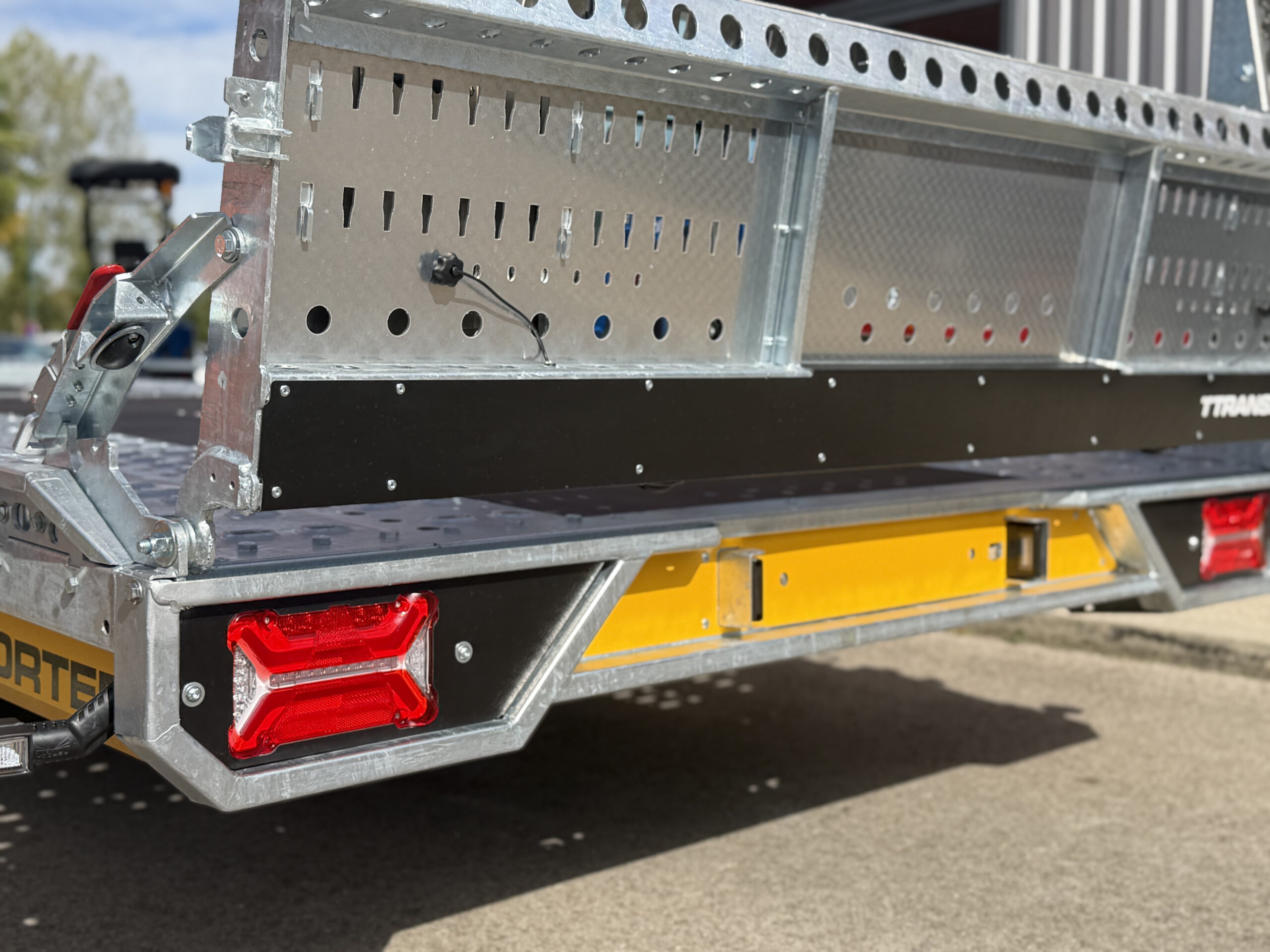 T-TRANSPORTER 5021-35-2-12 - 3500 kg VERSION HAYON