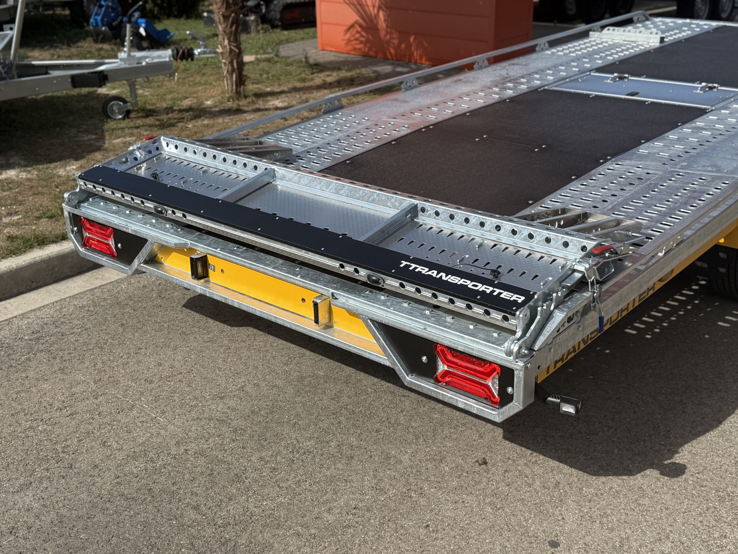 T-TRANSPORTER 5021-35-2-12 - 3500 kg VERSION HAYON